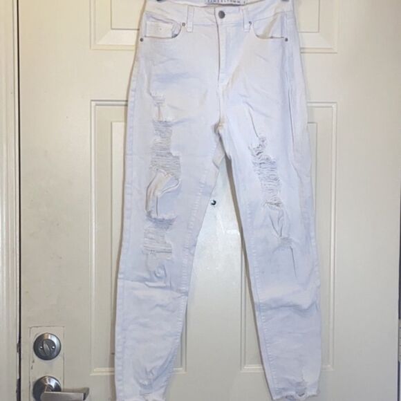 TINSELTOWN Women's White Distressed Jeans Size 5 - Picture 1 of 16